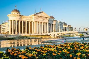 Civilisationernas bro i Skopje
